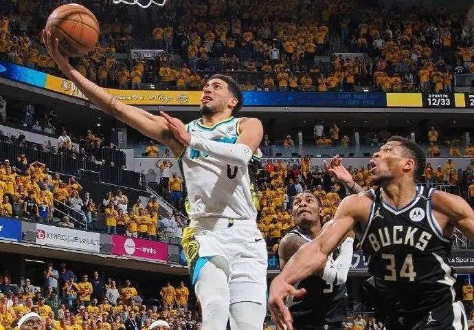 逆转“奇迹之夜”——书写足球史上的传奇篇章的简单介绍 逆转“奇迹之夜”——书写足球史上的传奇篇章的简单介绍