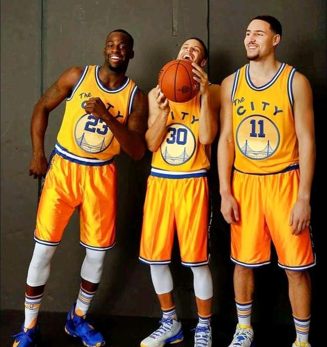 逆境中的“球队领袖”:那些凝聚团队的关键人物的简单介绍 逆境中的“球队领袖”:那些凝聚团队的关键人物的简单介绍