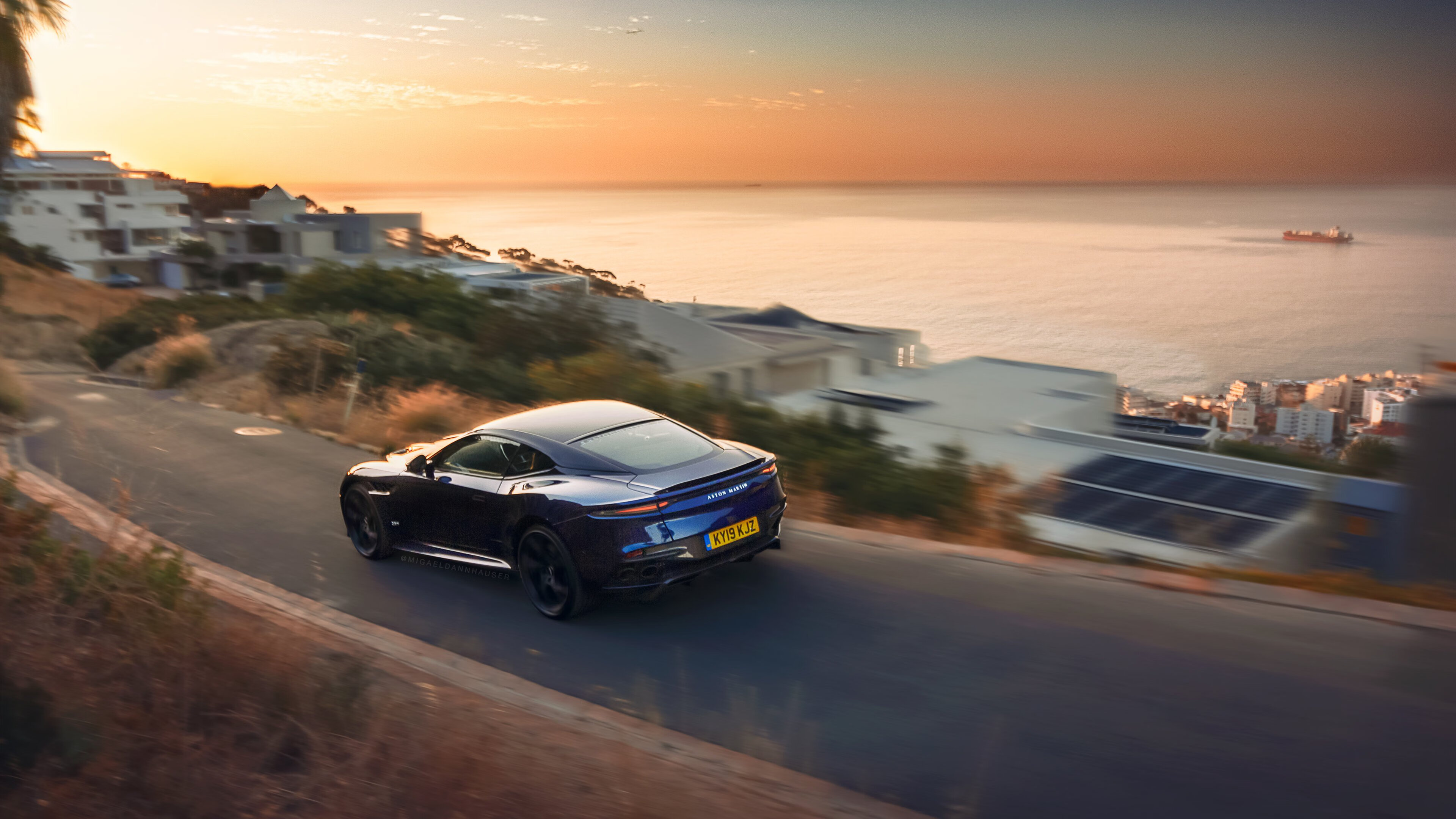 意大利男子4x100米自由泳接力队获得铜牌,意大利游泳接力