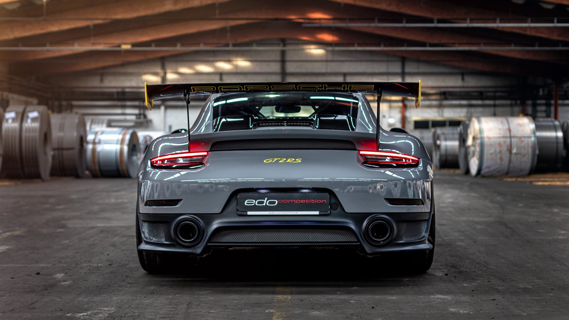 湖人中锋荣膺最佳防守球员 引发球迷热议,湖人中锋人选