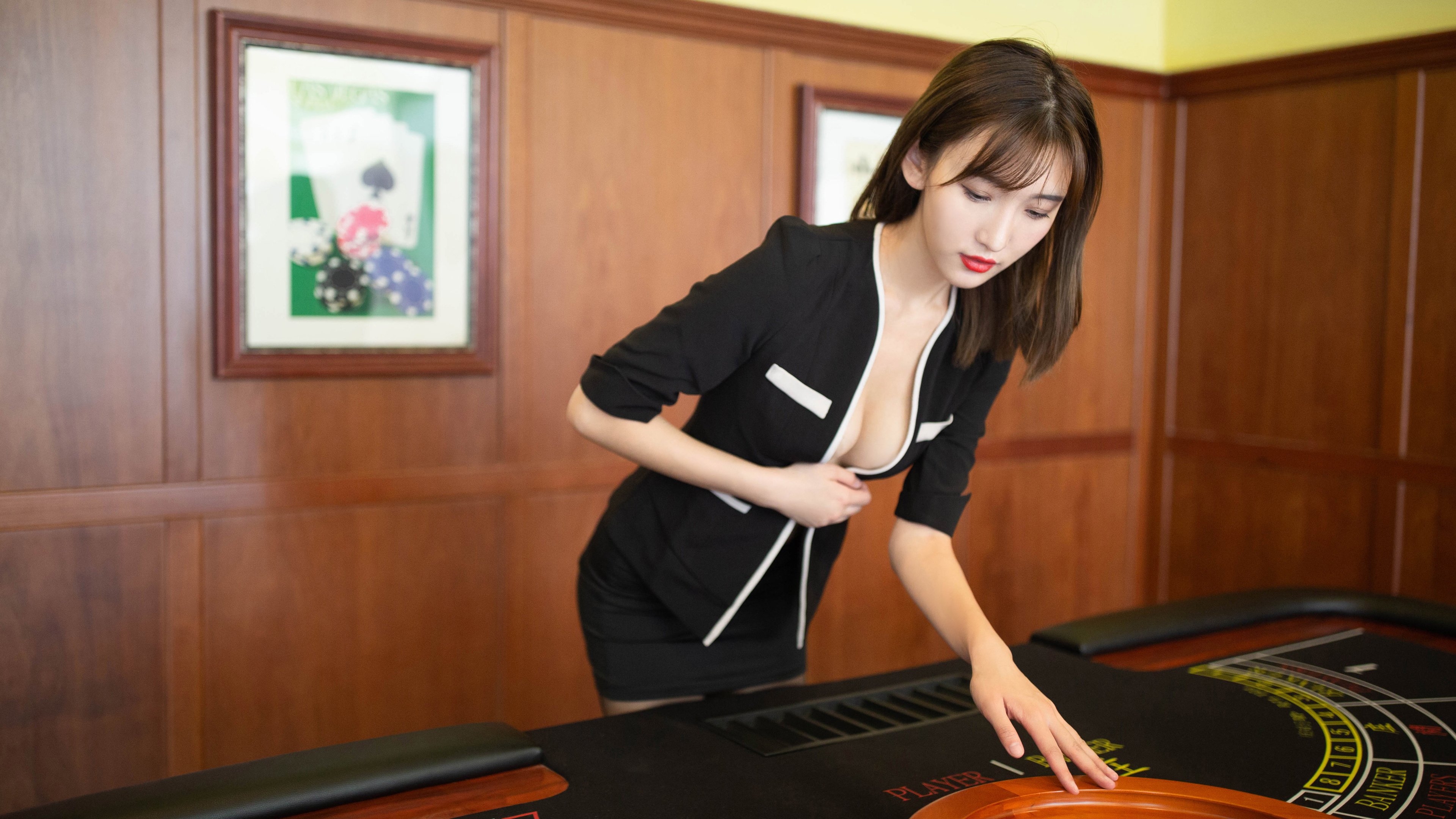 麦基翁仰泳技术精湛令人折服,麦基翁得了几块金牌