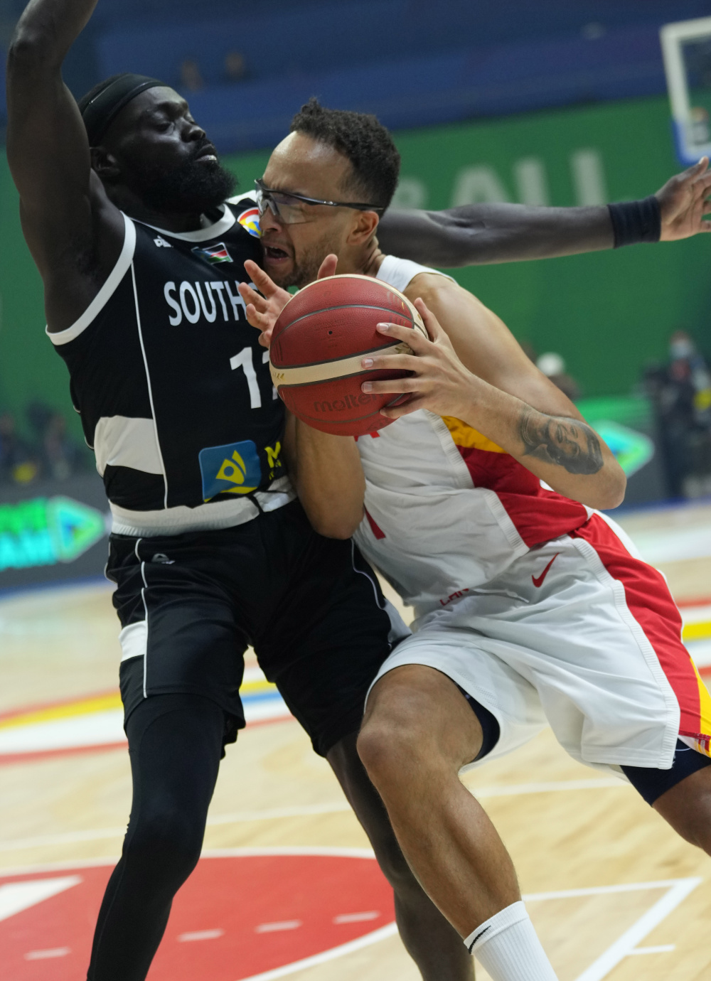 包含开云体育：中国篮球产业：赛事运营，人才培养，装备制造，打造完整产业链，促进篮球发展的词条