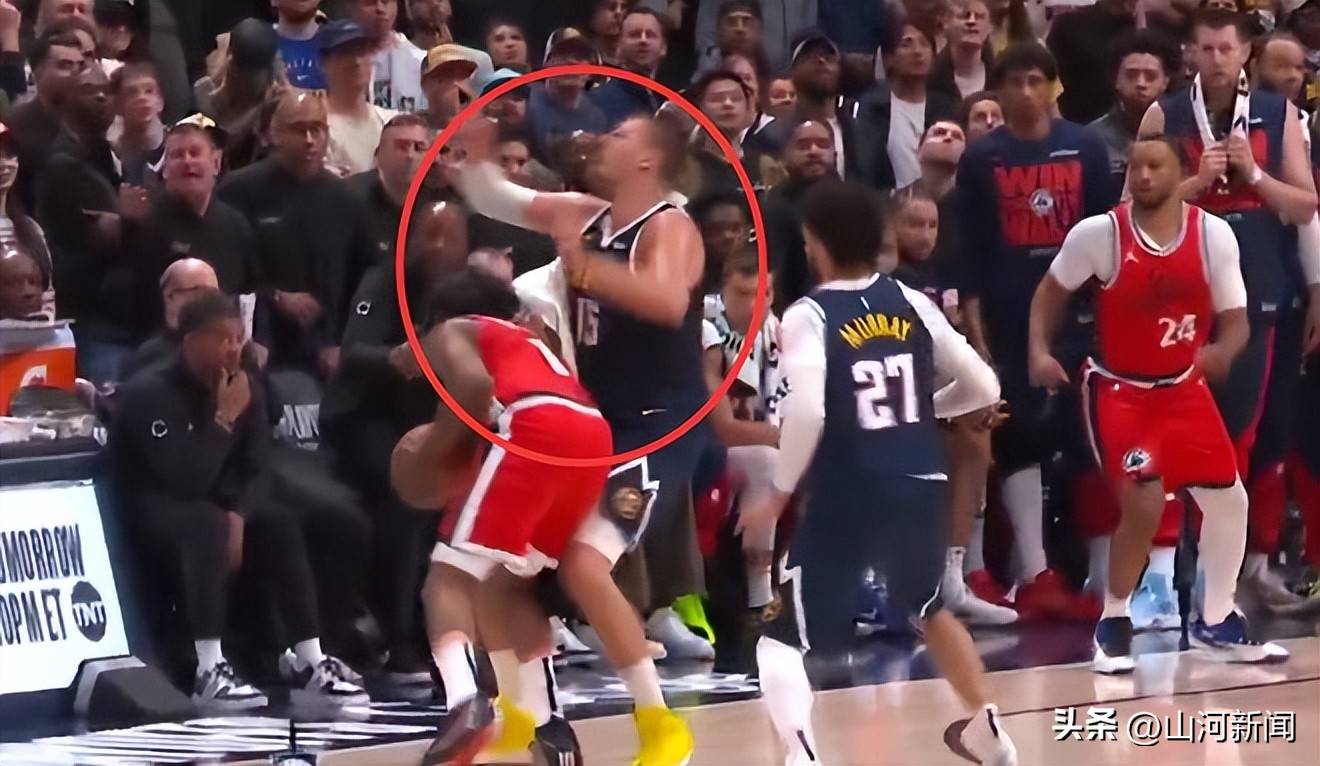 包含开云体育：规则解读：NBA新规对球员假摔的判罚的词条