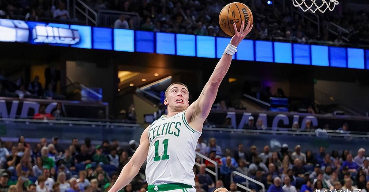 开云体育:凯尔特人队季前赛:普里查德展现防守技巧,争夺轮换位置的简单介绍 开云体育:凯尔特人队季前赛:普里查德展现防守技巧,争夺轮换位置的简单介绍